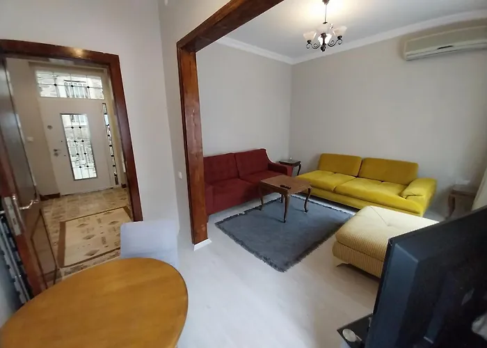 Beautiful Stone In Cool District דירה איזמיר