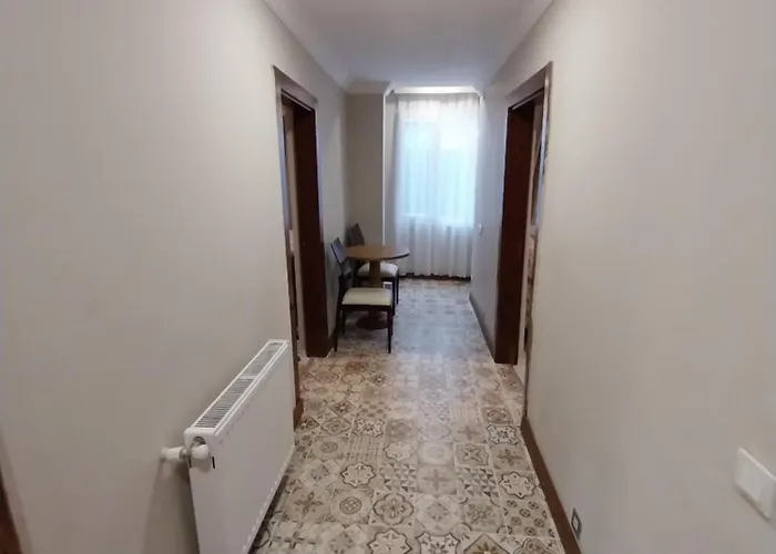 דירה Beautiful Stone In Cool District *