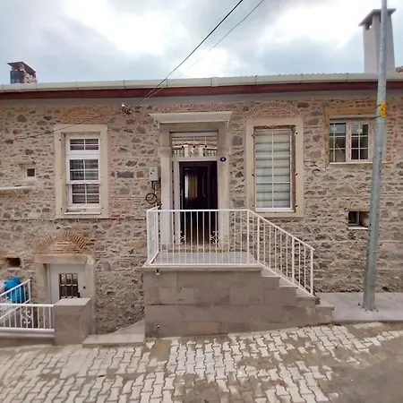 Beautiful Stone In Cool District Appartement