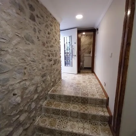 Beautiful Stone In Cool District Appartement *